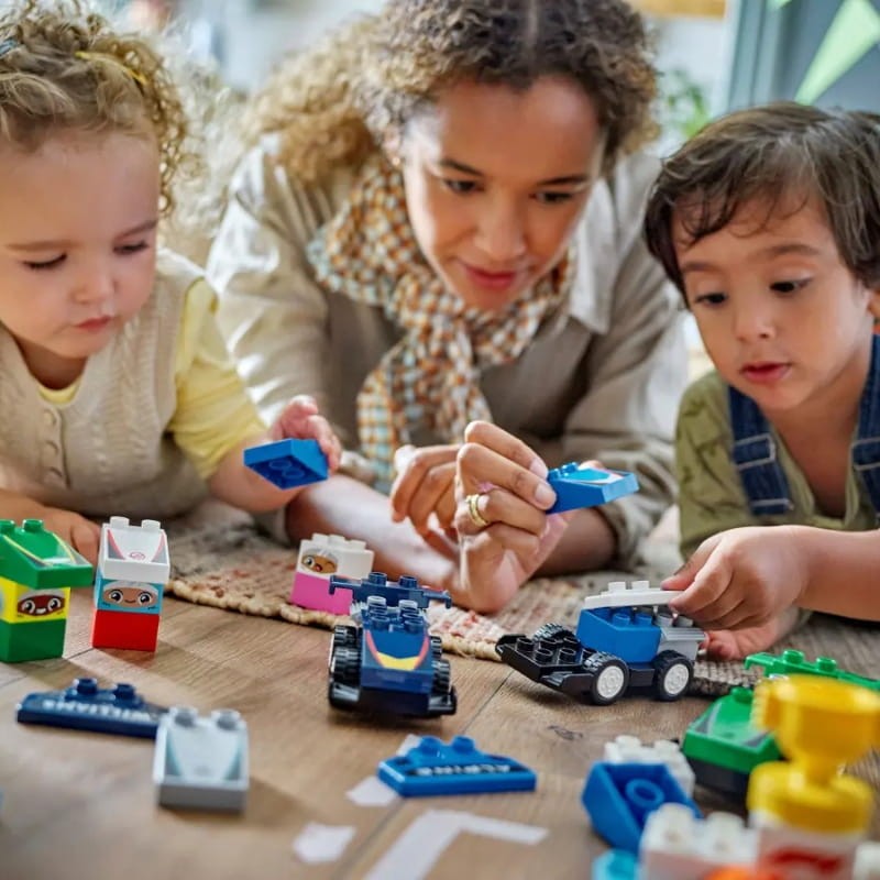 lego-duplo-zestaw-formula-1-bolidy-klocki-6.jpg