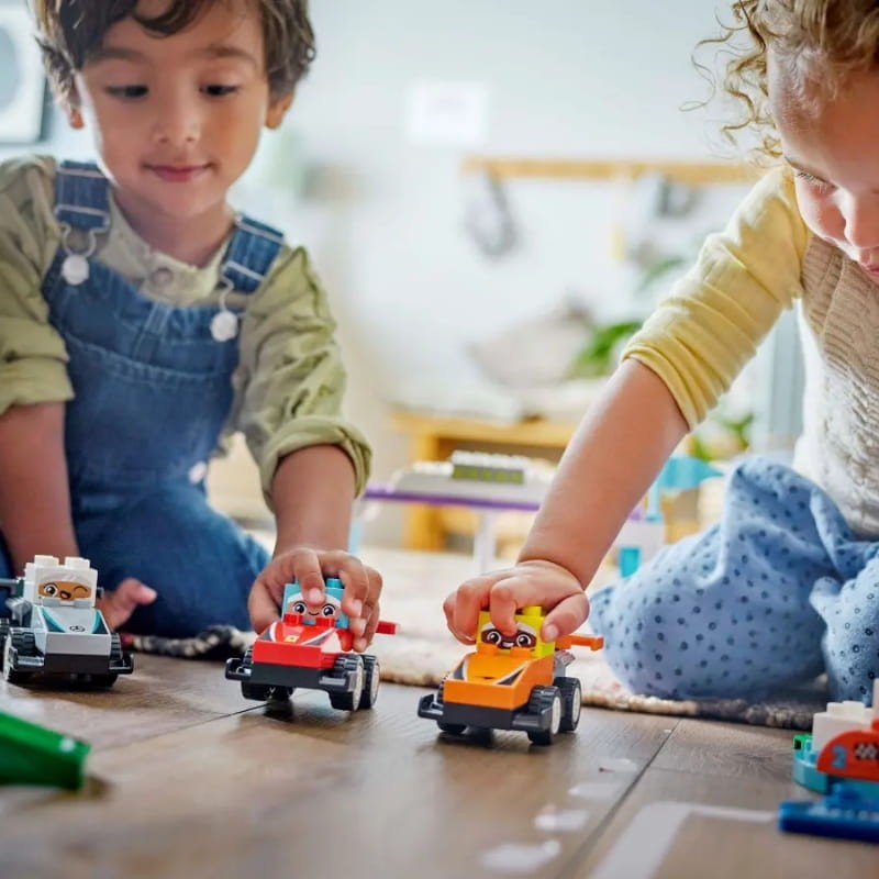 lego-duplo-zestaw-formula-1-bolidy-klocki-10.jpg
