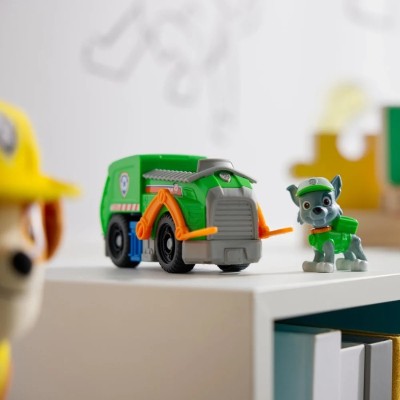 spin-master-psi-patrol-figurka-rocky-auto-autko-wyrzutnia-pociskow.jpg