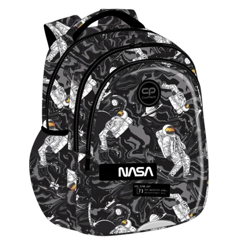 plecak-szkolny-coolpack-czarny-kieszenie-chlopiecy-nasa-astronauta-kosmos-przod.jpg