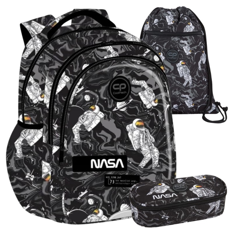 Astronaut (5903686389146 +  5903686389153 +  5903686389047).jpg