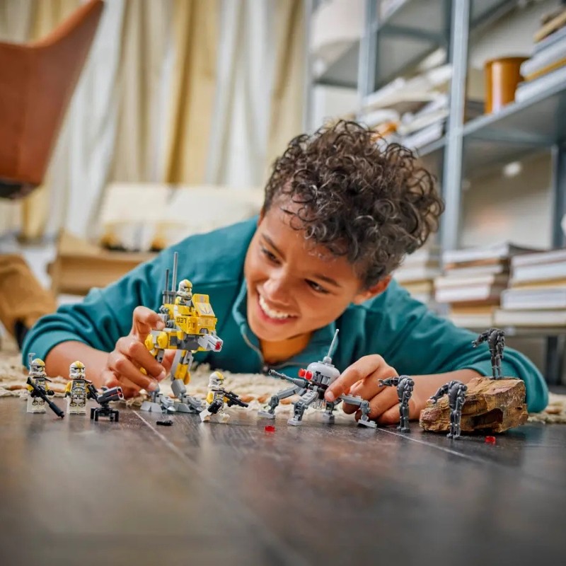 klocki-lego-disney-star-wars-gwiezdne-wojny-Zestaw-bitewny—żołnierze-klony-z-327-korpusu-galaktycznego (4).jpg