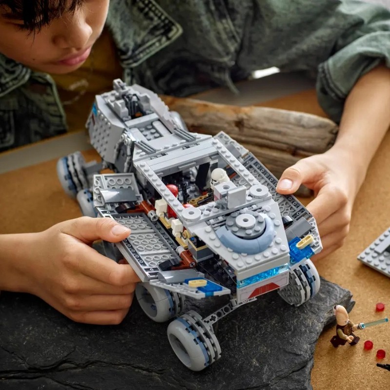 klocki-lego-disney-star-wars-gwiezdne-wojny-Czołg-Republiki-Juggernaut (2).jpg