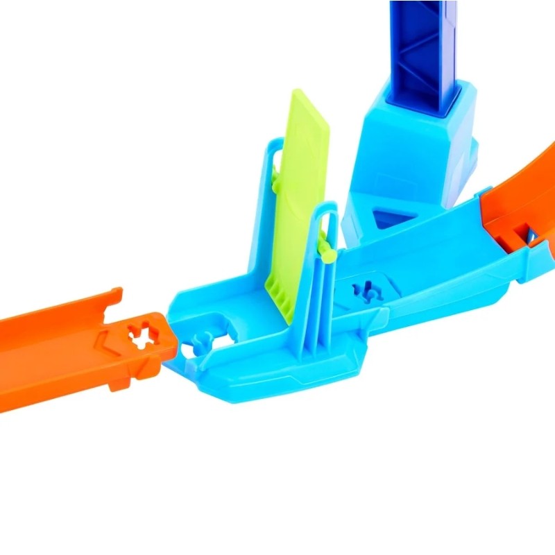 tor-wyscigowy-petla-hot-wheels (3).jpg