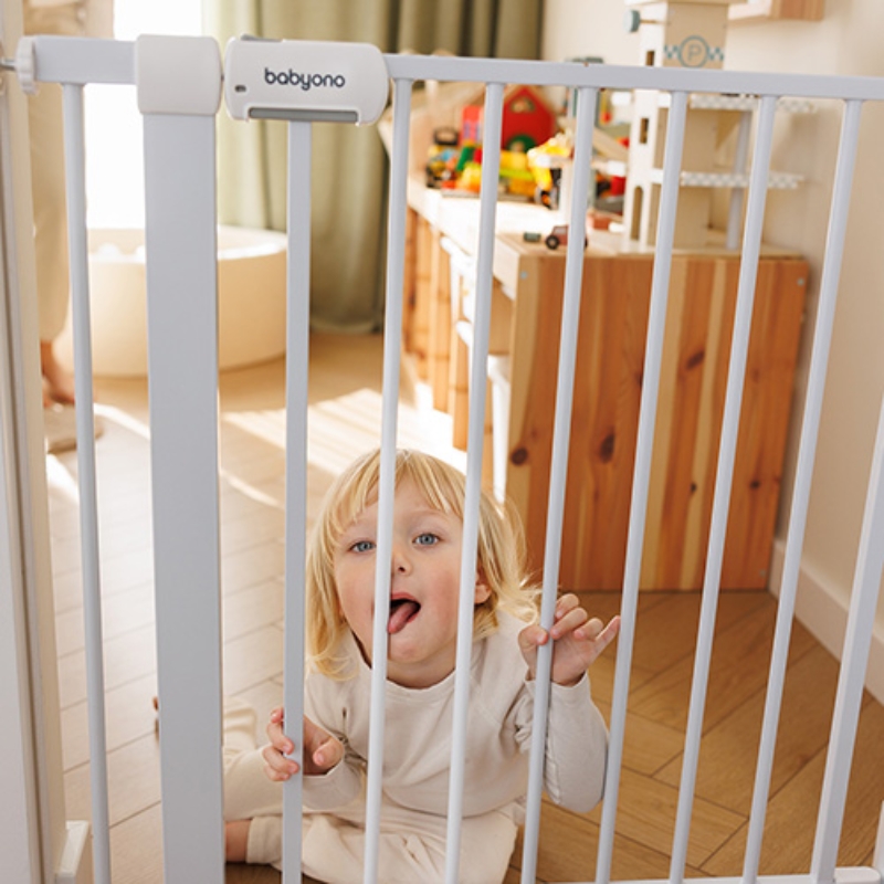 babyono-bramka-zabezpieczajaca-dla-dzieci (8).jpg