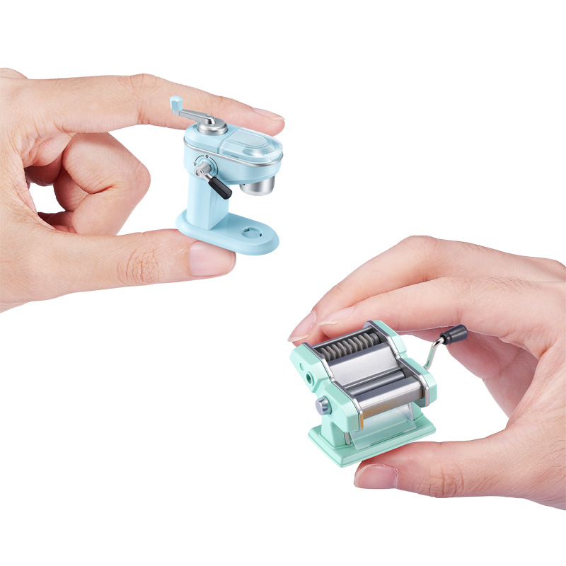 miniaturowa działająca maszyna do robienia makaronu figurka zabawka