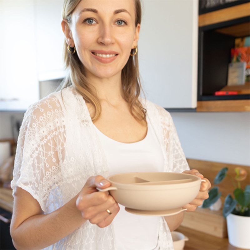 Babyono Silikonowy Talerzyk Dla Dzieci Talerz Z Przyssawką I Przykrywką
