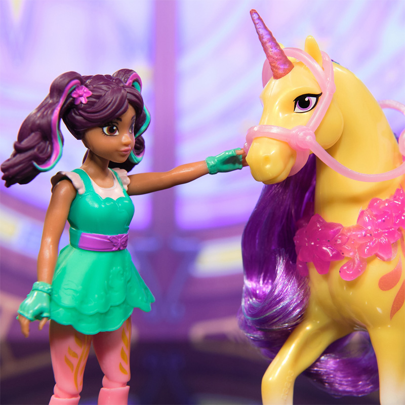 Unicorn Academy Akademie Jednorožců Sada Figurek Ava & Leaf Sada Figurek Panenka + Koník 